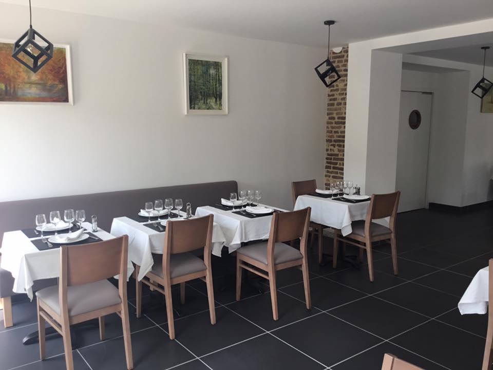 Salle du Relais des Chaumières Salle du Relais des Chaumières