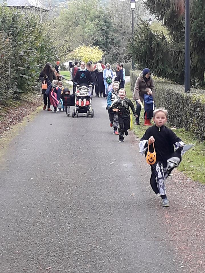 Halloween Aizier 2018 - Un bonbon ou un sort !!