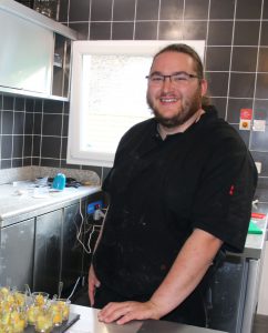 Le chef du Relais des Chaumières d'Aizier: Raphaël BONIS