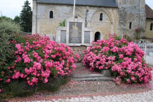 Monument aux Morts d'Aizie